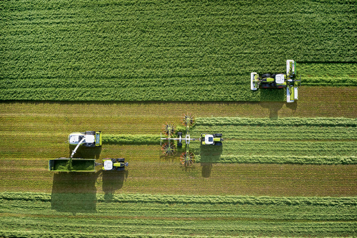 Corporate Fotografie: Airshot - Luftaufnahme für CLAAS Landmaschinen - Arbeitsprozesse aud dem Feld © Corporate Industriefotograf Thorsten Schmidtkord Düsseldorf