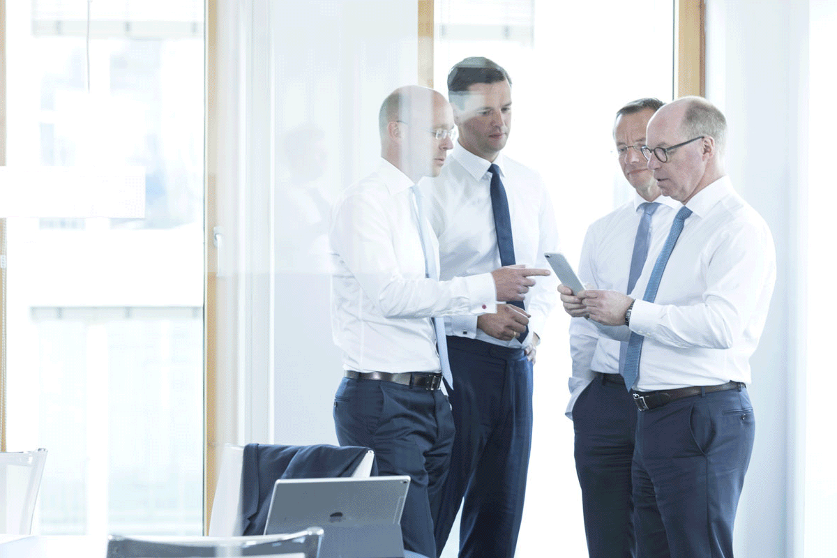 EXPOSE Corporate Photo | Vorstand Aufsichtsrat Management. 9 portrait fotografie christian bruch