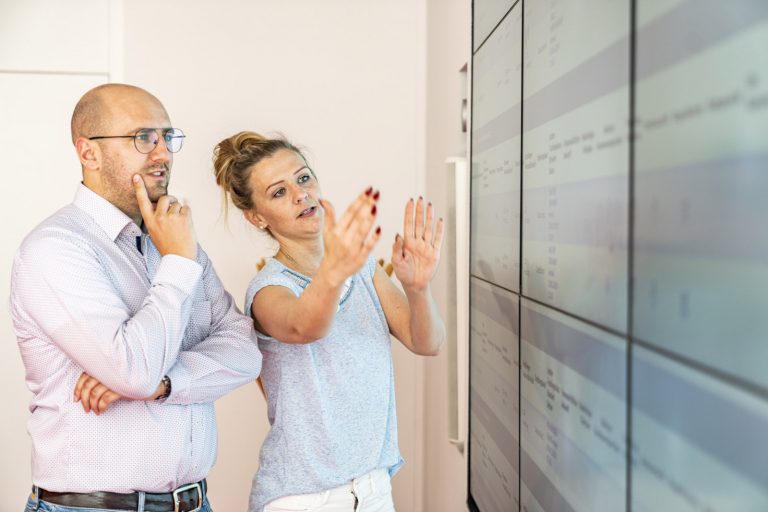 portraitfotograf-duesseldorf-thorsten-schmidtkord-businessportrait-db-lab-2.jpg